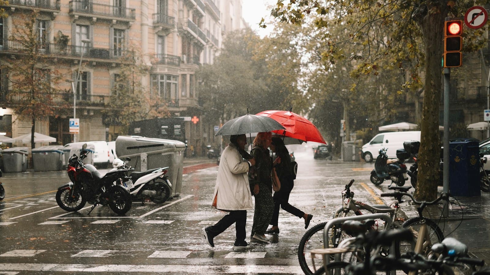 Inondations près de Barcelone : les bons réflexes pour les résidents