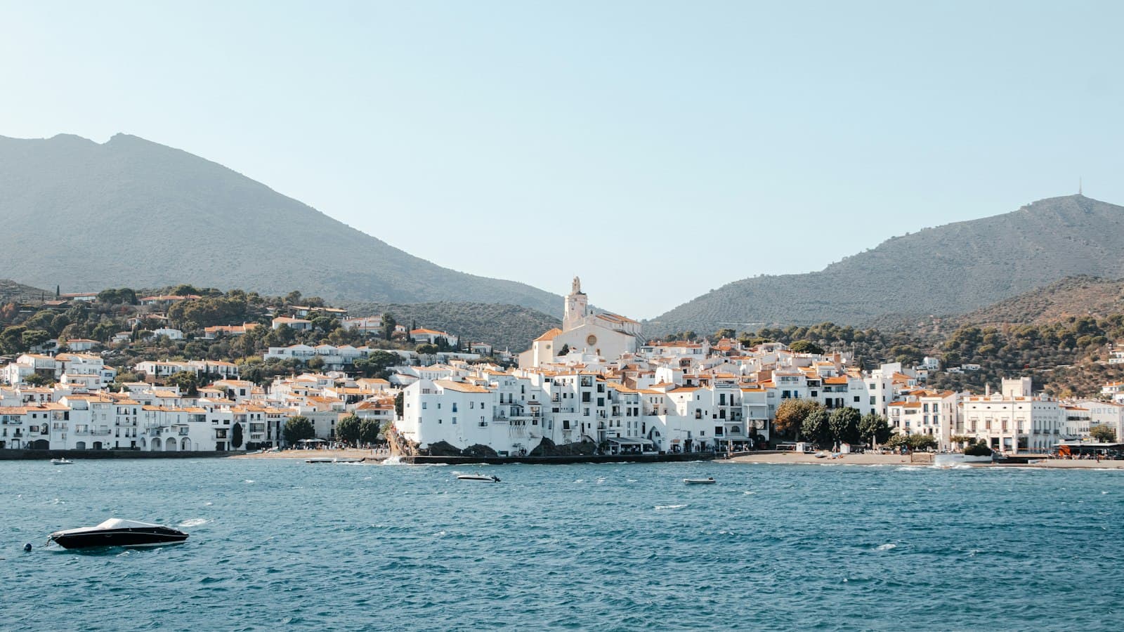 Retraite en Espagne : ces villes portuaires où bien vivre avec un petit budget